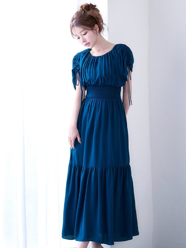 ティール　モデル：ゆめ　身長：160cm　着用サイズ：8号(Sサイズ)