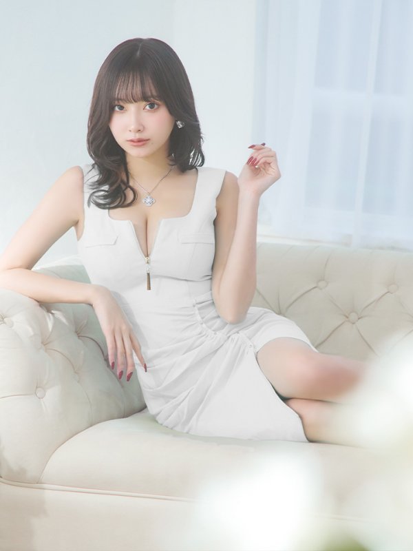 画像4: XSサイズあり【Glossy/グロッシー】フロントジップ/ スタッズ/ ストレッチ/ ワンカラー/ タイト/ ミディアムドレス/ キャバドレス【丈違いあり】【OF08】 (4)