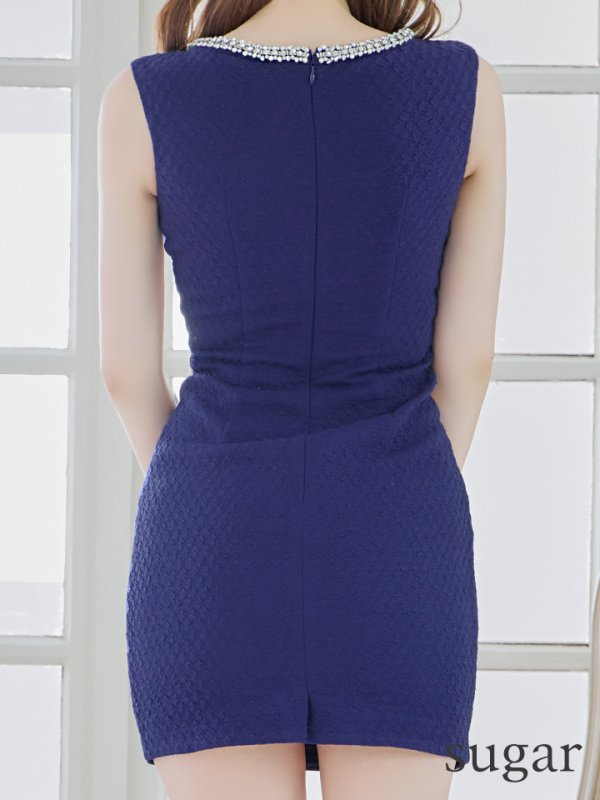 画像12: XSサイズあり【Glossy/グロッシー】フロントジッパー/ ビジュー/ ワッフル/ サイドシアー/ ノースリーブ/ シンプル/ ワンカラー/ タイト/ ミニドレス/ キャバドレス【OF08】 (12)