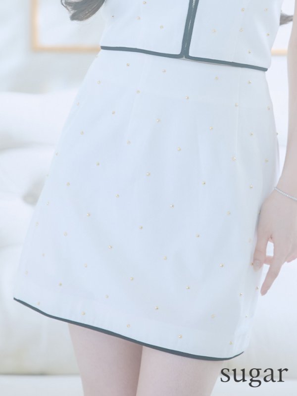 ホワイト モデル:ももか 身長:156cm 着用サイズ:Sサイズ