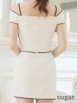 画像9: XSサイズあり【ROBE de FLEURS Glossy/ローブ・ド・フルール グロッシー】スエードリボン/ ワッフル/ オフショルダー/ フロントジップ/ タイト/ セットアップ/ ミニドレス/ キャバドレス[OF2] (9)