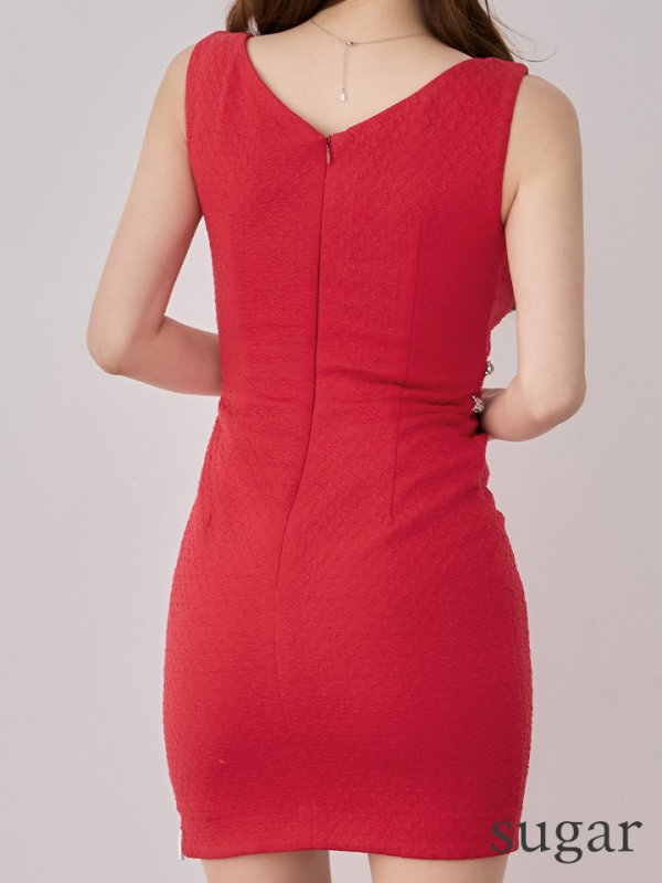 レッド モデル：ゆめ　身長：160cm　着用サイズ：Sサイズ