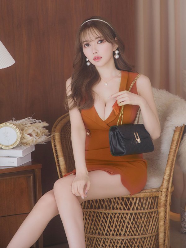 画像8: XSサイズあり【Glossy/グロッシー】襟付き/ レザーベルトデザイン/ ノースリーブ/ シンプル/ ワンカラー/ タイト/ ミニドレス/ キャバドレス[OF08] (8)