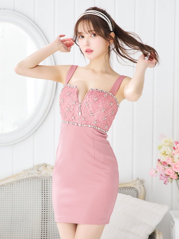 ピンク モデル：ゆめ　身長：160cm　着用サイズ：Sサイズ