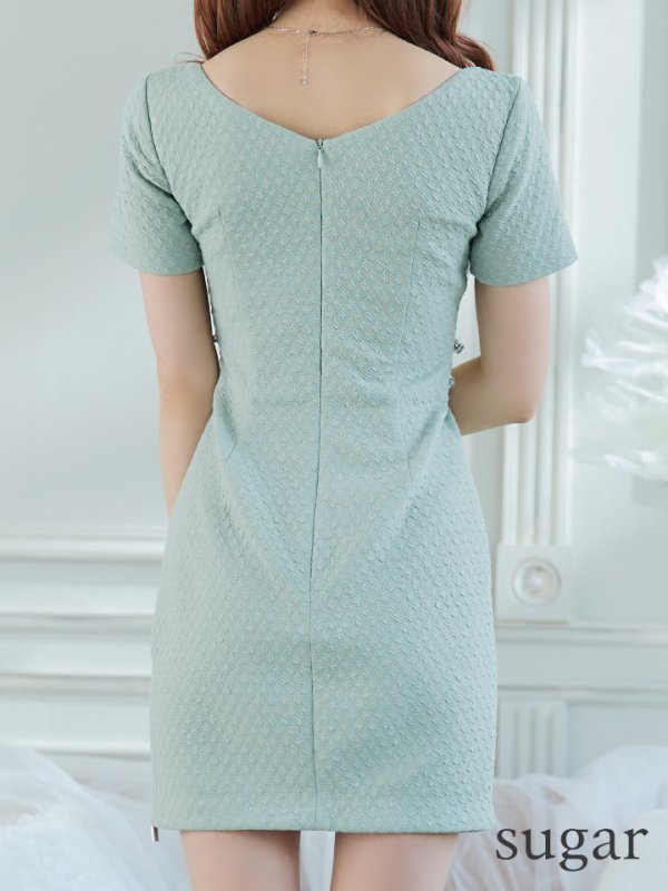 画像9: XSサイズあり【Glossy/グロッシー】バストジッパー/ ビジュー/ ワッフル/ ストレッチ/ 半袖/ 袖あり/ ワンカラー/ タイト/ ミニドレス/ キャバドレス[OF08] (9)