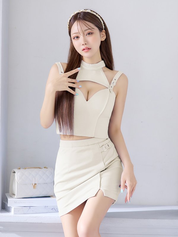 画像2: XSサイズあり【Glossy/グロッシー】バストオープンショルダー/ ストラップ/ タイト/ セットアップ/ ミニドレス/ キャバドレス[OF08] (2)