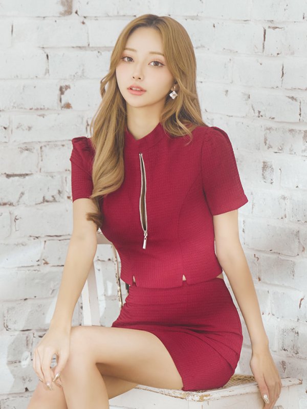 画像5: 【LIMITED SALE開催中！! 11月11日より順次発送予定】XSサイズあり【Glossy/グロッシー】フロントジッパー/ セットアップ/ 袖あり/ 半袖/ シンプル/ ワンカラー/ ストレッチ/ タイト/ ミニドレス/ キャバドレス[OF08] (5)