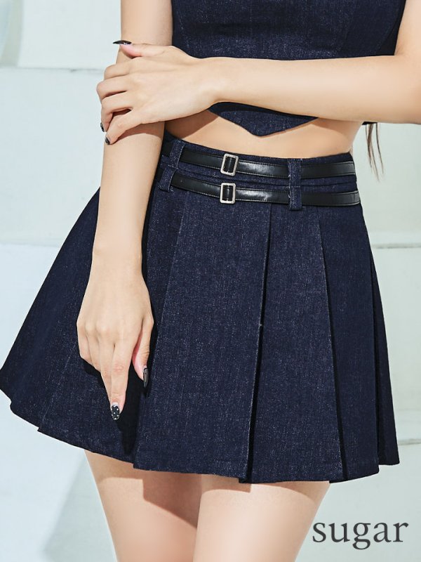 ブルーデニム モデル:如月れい 身長:156cm 着用サイズ:Sサイズ