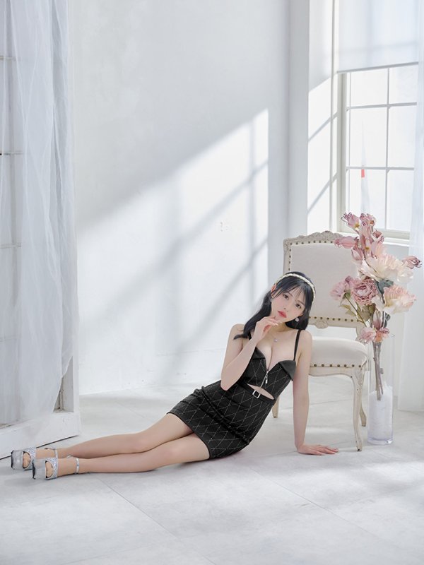 画像22: XSサイズあり【Glossy/グロッシー】ウエストカット/ ストーンリブニット/ ベルト/ キャミソール/ タイト/ ミニドレス/ キャバドレス[OF08] (22)