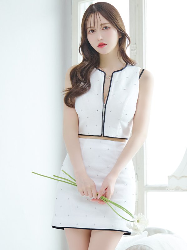 画像3: XSサイズあり【Glossy/グロッシー】ノースリーブ/ シンプル/ パイピング/ ビジュー/ セットアップ/ ミニドレス/ キャバドレス[OF08] (3)