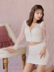 ホワイト モデル：如月れい　身長：156cm　着用サイズ：Sサイズ