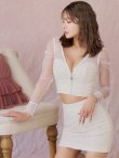 ホワイト モデル：如月れい　身長：156cm　着用サイズ：Sサイズ