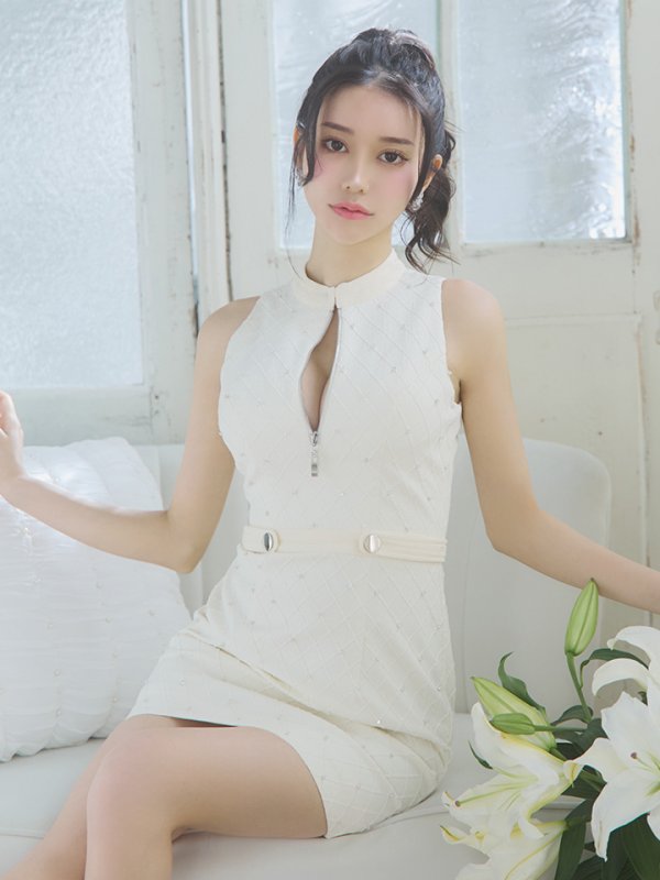 画像2: XSサイズあり【Glossy/グロッシー】フロントジッパー/ ビジュー/ リブ/ ノースリーブ/ タイト/ ミニドレス/ キャバドレス[OF08] (2)