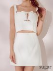 ホワイト　モデル：るりぴ　身長：165cm　着用サイズ：Sサイズ