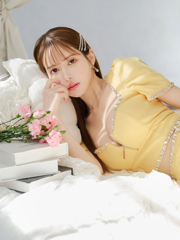 イエロー モデル:ゆめ 身長:160cm 着用サイズ:Sサイズ