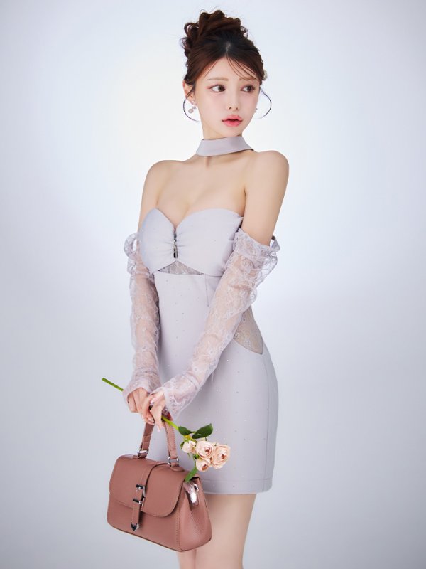 グレー モデル:ももか 身長:156cm 着用サイズ:Sサイズ