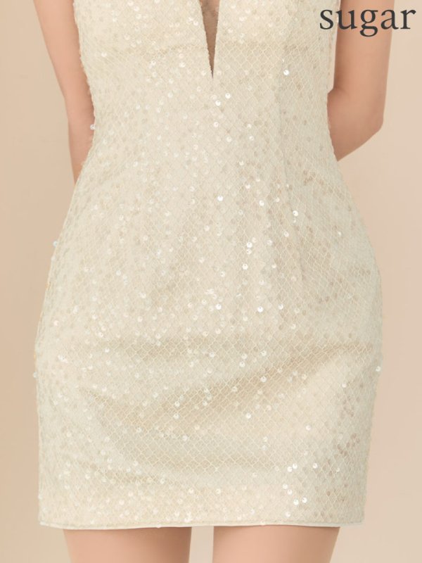 バニラクリーム　モデル：ゆりお　身長：165cm　着用サイズ：Sサイズ