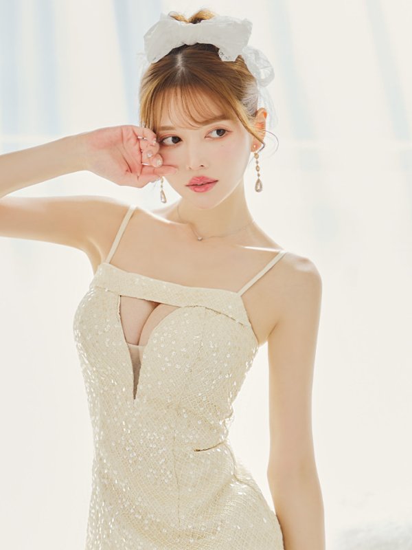 バニラクリーム モデル:ゆめ 身長:160cm 着用サイズ:Sサイズ