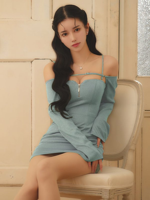 画像2: 【予約商品/1月下旬発送予定】XSサイズあり【Glossy/グロッシー】ラメニット / ボレロセット / タイト/ ミニドレス / キャバドレス[OF08] (2)