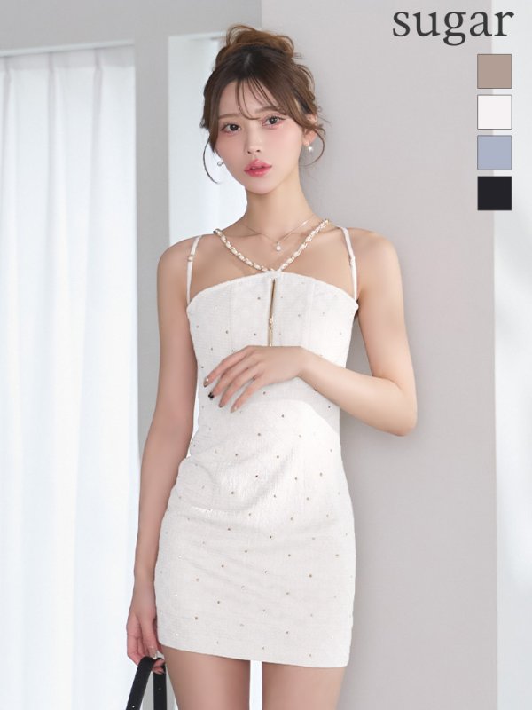 ホワイト　モデル：るりぴ　身長：165cm　着用サイズ：Sサイズ