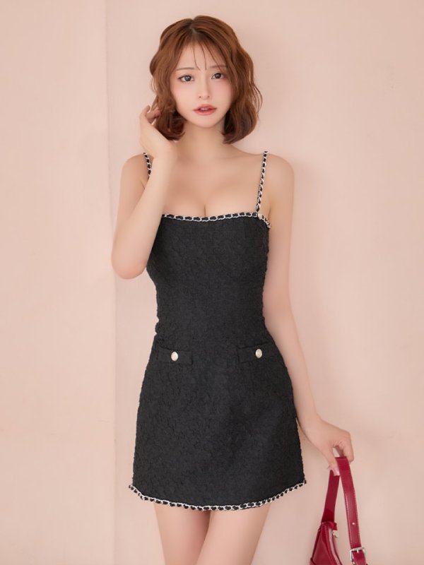 ブラック　モデル：れみれみ　身長：163cm　着用サイズ：Sサイズ