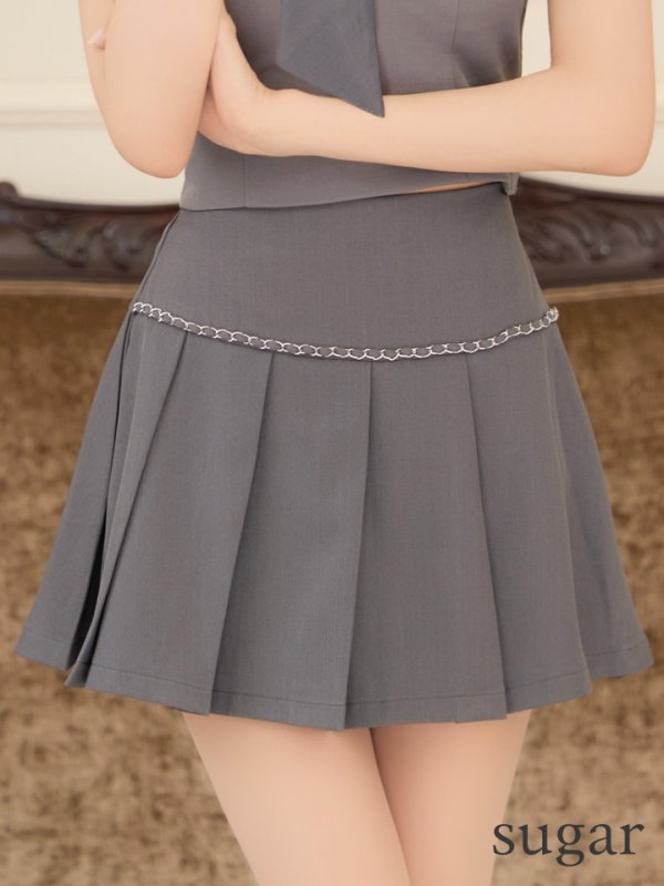 グレー　モデル：明日花キララ　身長162cm　着用サイズ：Sサイズ