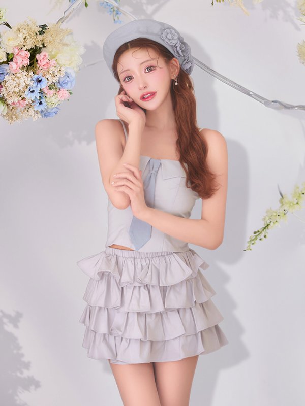 グレー　モデル：明日花キララ　身長：160cm　着用サイズ：Sサイズ