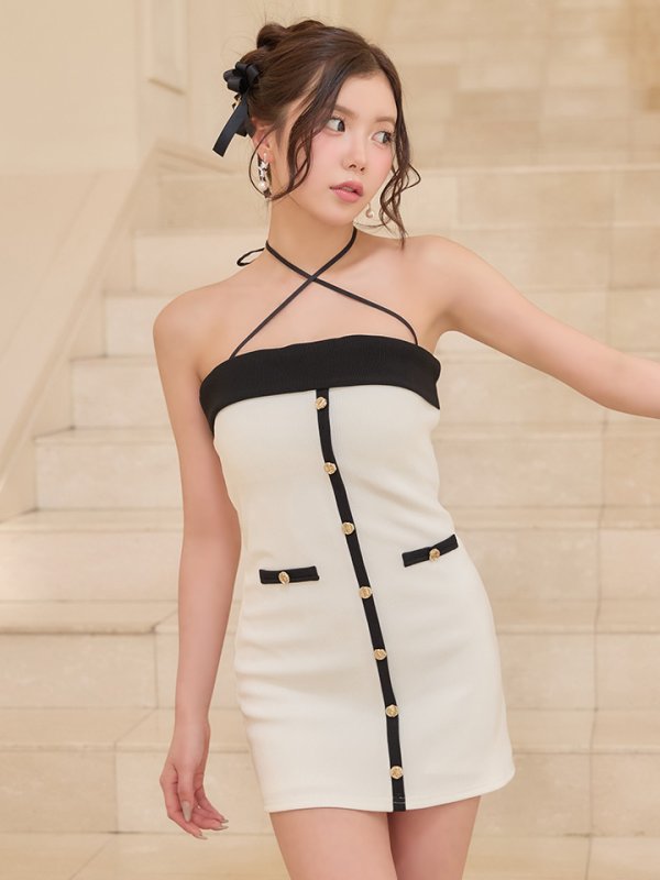 ホワイト　モデル：せいは　身長：160cm　着用サイズ：Sサイズ