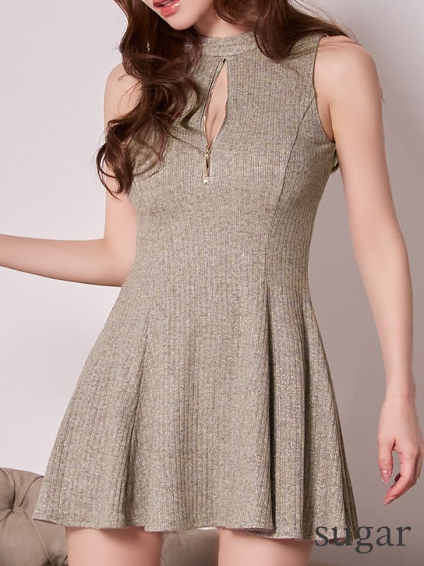 ベージュ　モデル：ゆめ　身長：160cm　着用サイズ：Sサイズ