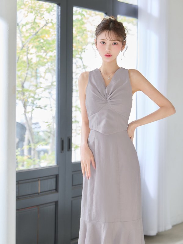 グレージュ　モデル：るりぴ　身長：165cm　着用サイズ：Sサイズ