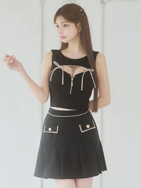 ブラックxベージュ モデル:ももか 身長:156cm 着用サイズ:Sサイズ