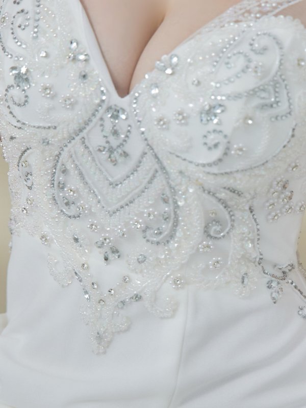 画像2: 【Lip line/リップライン】カットアウト/ ビジュー/ ストレッチ/ ノースリーブ/ タイト/ ロングドレス/ キャバドレス long[HC03] (2)