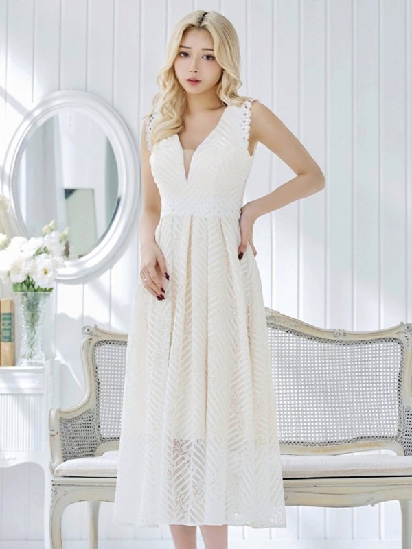 画像4: Lサイズあり【VANESSA HEART / ヴァネッサハート】【OF05】ノースリーブ/ シアー/ 総レース/ プリーツ/ ワンカラー/ ワンピース/ ミディアムドレス/ キャバドレス (4)