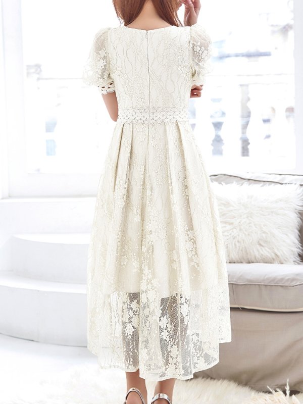 アイボリー モデル:真優川咲 身長:158cm 着用サイズ:8号(Sサイズ)