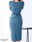 ブルーグレー モデル：真優川咲　身長：158cm　着用サイズ：8号(Sサイズ)