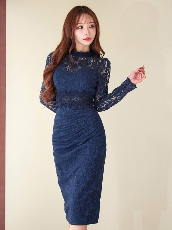 ネイビー モデル：真優川咲　身長：15