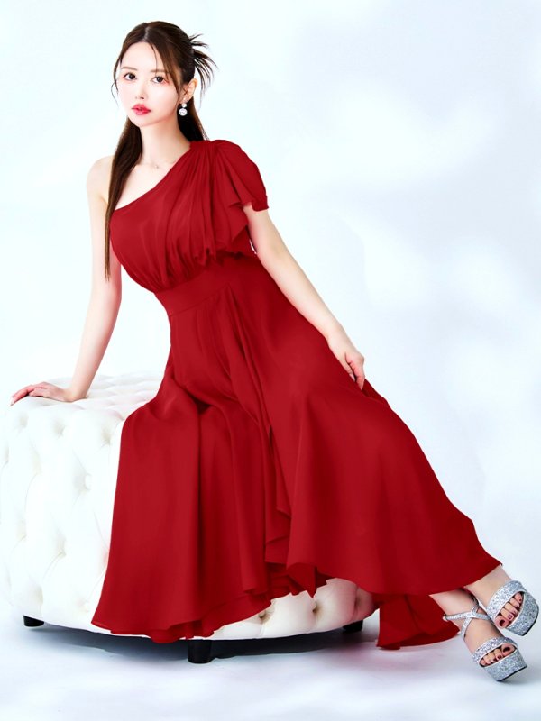 ダークレッド モデル：ゆめ　身長：160cm　着用サイズ：8号(Sサイズ)