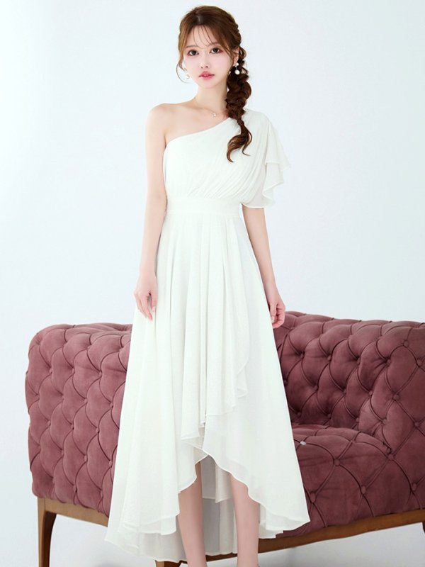 アイボリー モデル：ゆめ　身長：160cm　着用サイズ：8号(Sサイズ)