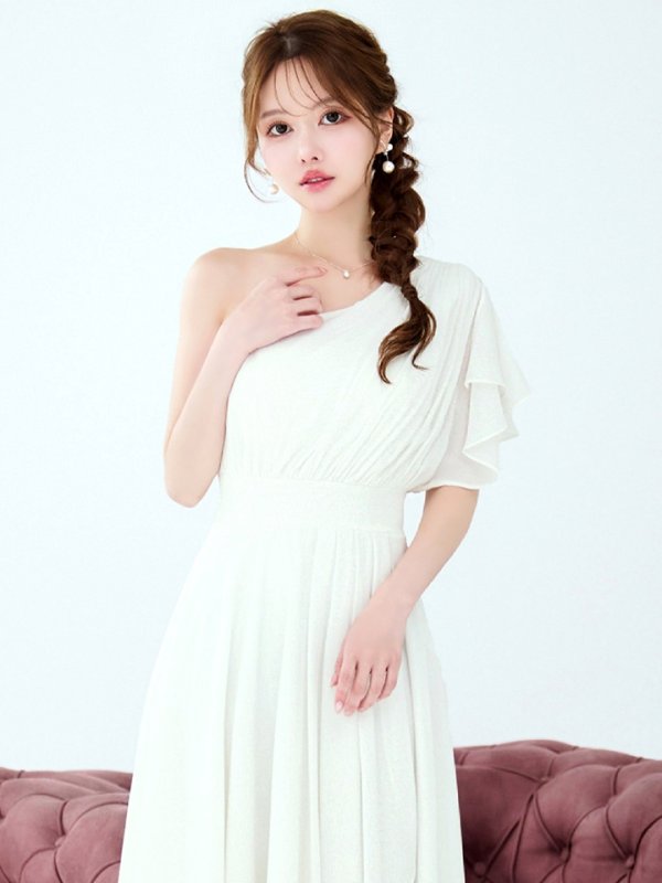 アイボリー モデル：ゆめ　身長：160cm　着用サイズ：8号(Sサイズ)