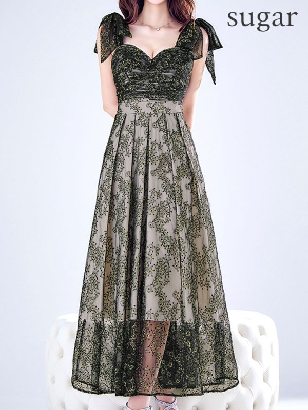 ブラックベージュ モデル:真優川咲 身長:158cm 着用サイズ:8号(Sサイズ)