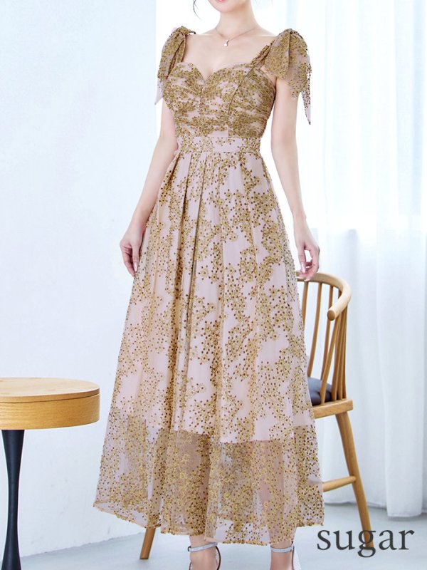 ベージュクリーム モデル:ゆめ 身長:160cm 着用サイズ:8号(Sサイズ)