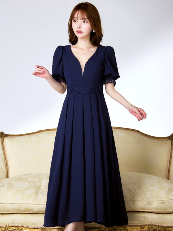 ネイビー モデル:ゆめ 身長:160cm 着用サイズ:8号(Sサイズ)