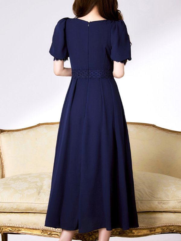 ネイビー モデル:ゆめ 身長:160cm 着用サイズ:8号(Sサイズ)