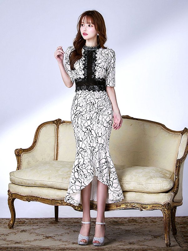 アイボリーブラック　モデル：ゆめ　身長：160cm　着用サイズ：8号(Sサイズ)