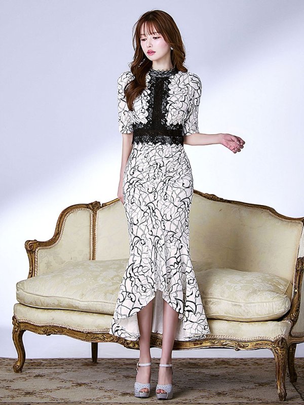 アイボリーブラック　モデル：ゆめ　身長：160cm　着用サイズ：8号(Sサイズ)