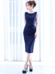 ネイビー　モデル：真優川咲　身長：158cm　着用サイズ：8号(Sサイズ)