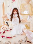 ホワイト　身長：162cm　着用サイズ：Fサイズ