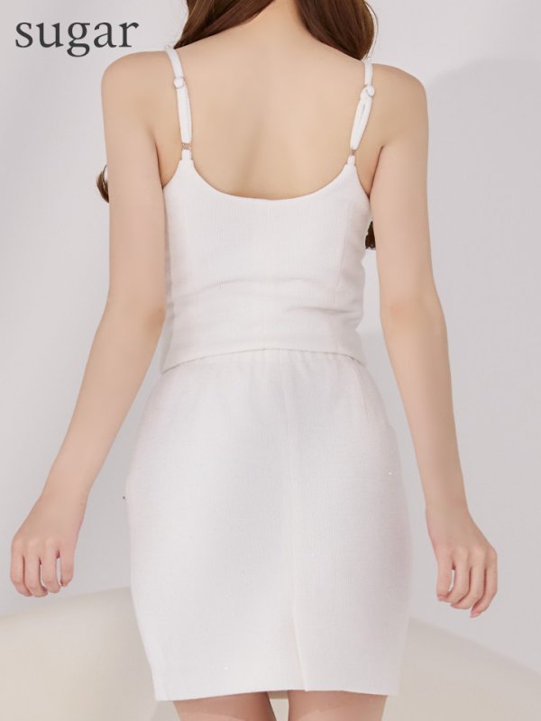 ホワイト　モデル：ゆめ　身長：160cm　着用サイズ：Sサイズ