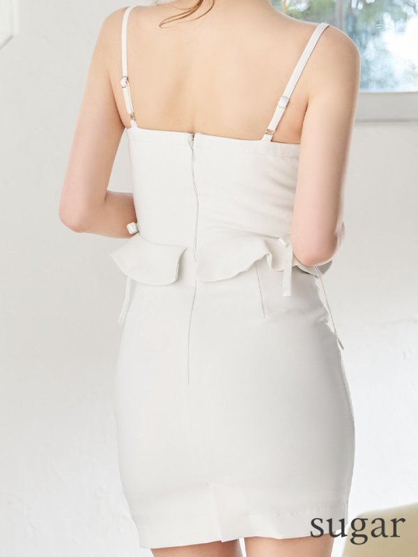 ホワイト　モデル：ゆめ　身長：160cm　着用サイズ：Sサイズ