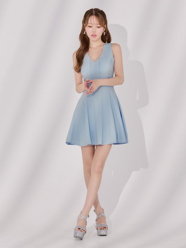 ブルー モデル:ゆめ 身長:160cm 着用サイズ:Sサイズ